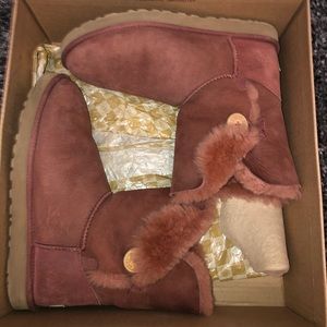 Maroon Ugg Boots